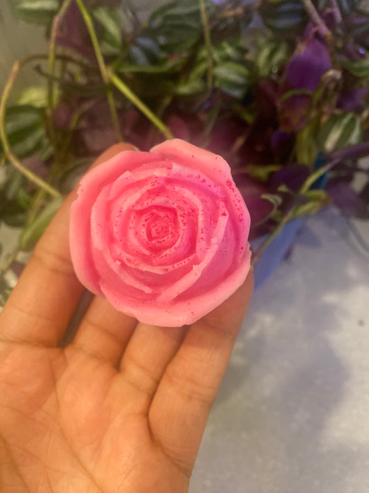 Small Rose/Knot